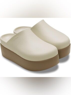 Crocs Dylan Platform Clogs size Women’s 9 color Frappe Latte